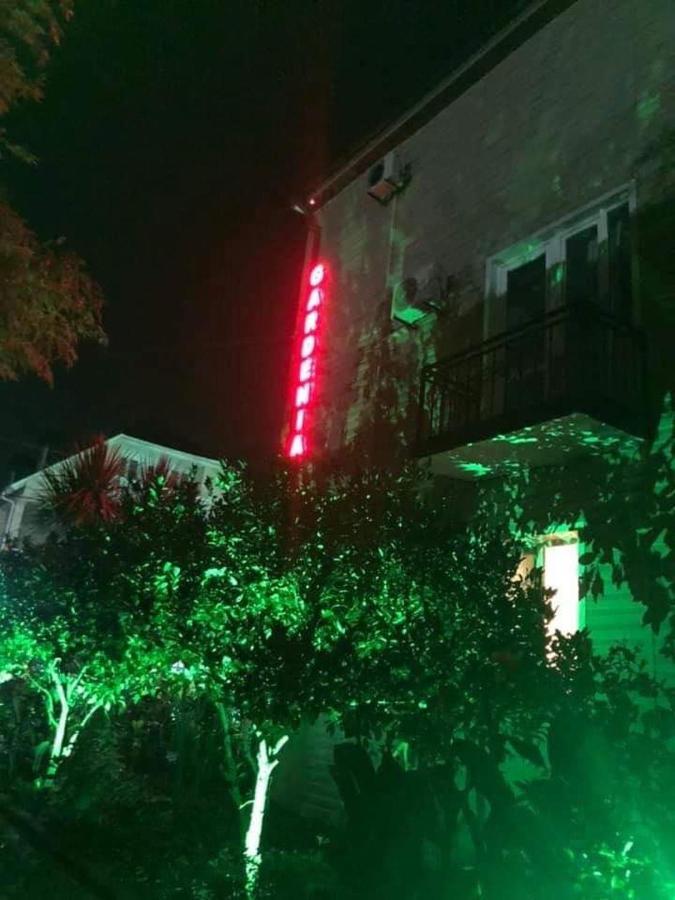 Villa Gardenia אורקי מראה חיצוני תמונה